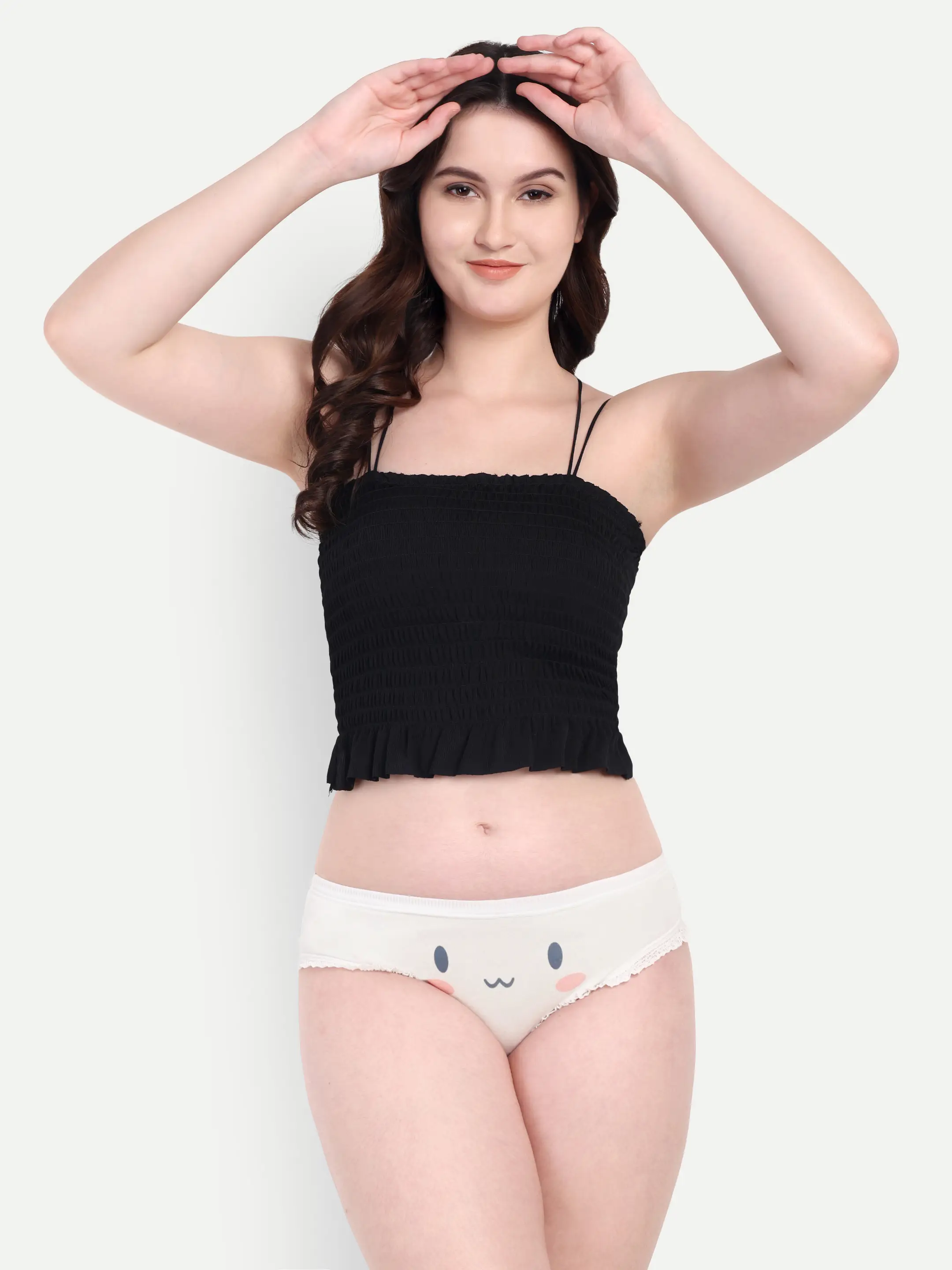 ecomm female shoot
